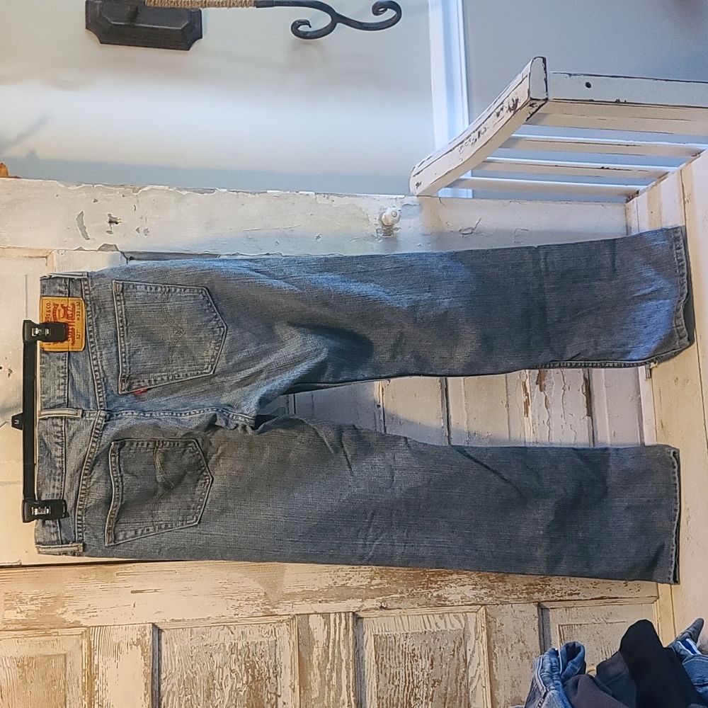 Levi Strauss 527 jeans size 33x32